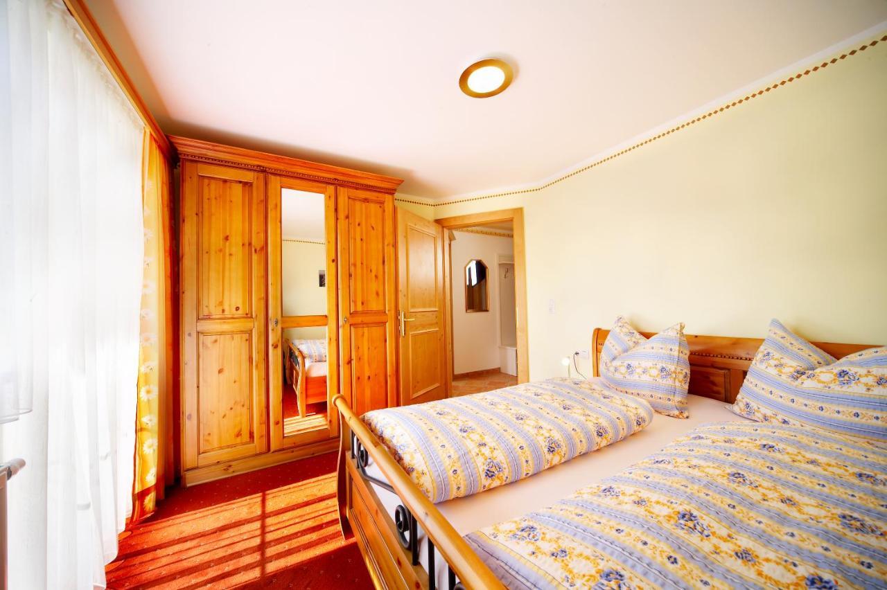 Biohotel Castello Königsleiten Konigsleiten Esterno foto