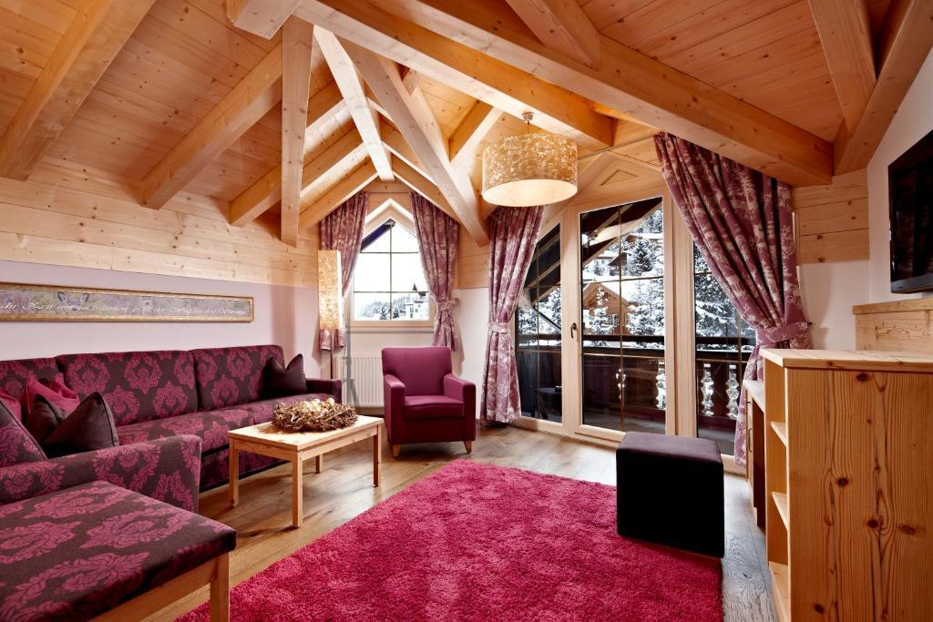 Biohotel Castello Königsleiten Konigsleiten Esterno foto