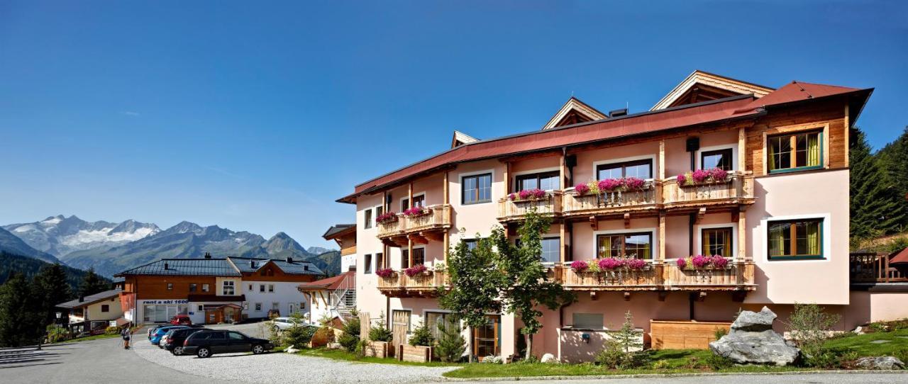 Biohotel Castello Königsleiten Konigsleiten Esterno foto